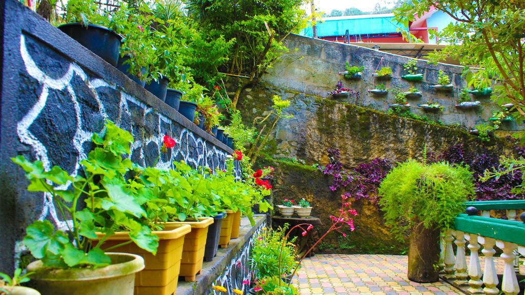 Hotel Crystal Mounts Nuwara Eliya Esterno foto