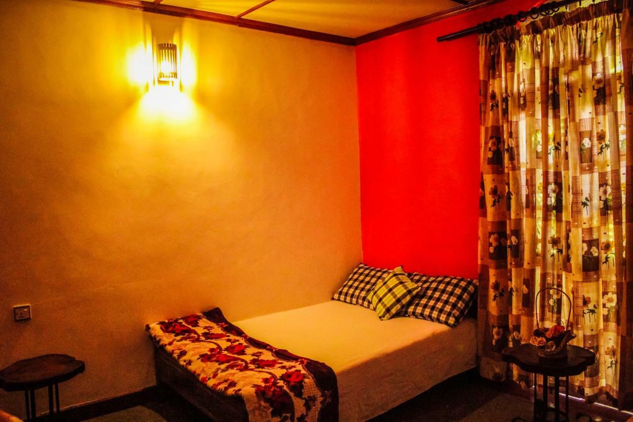 Hotel Crystal Mounts Nuwara Eliya Esterno foto